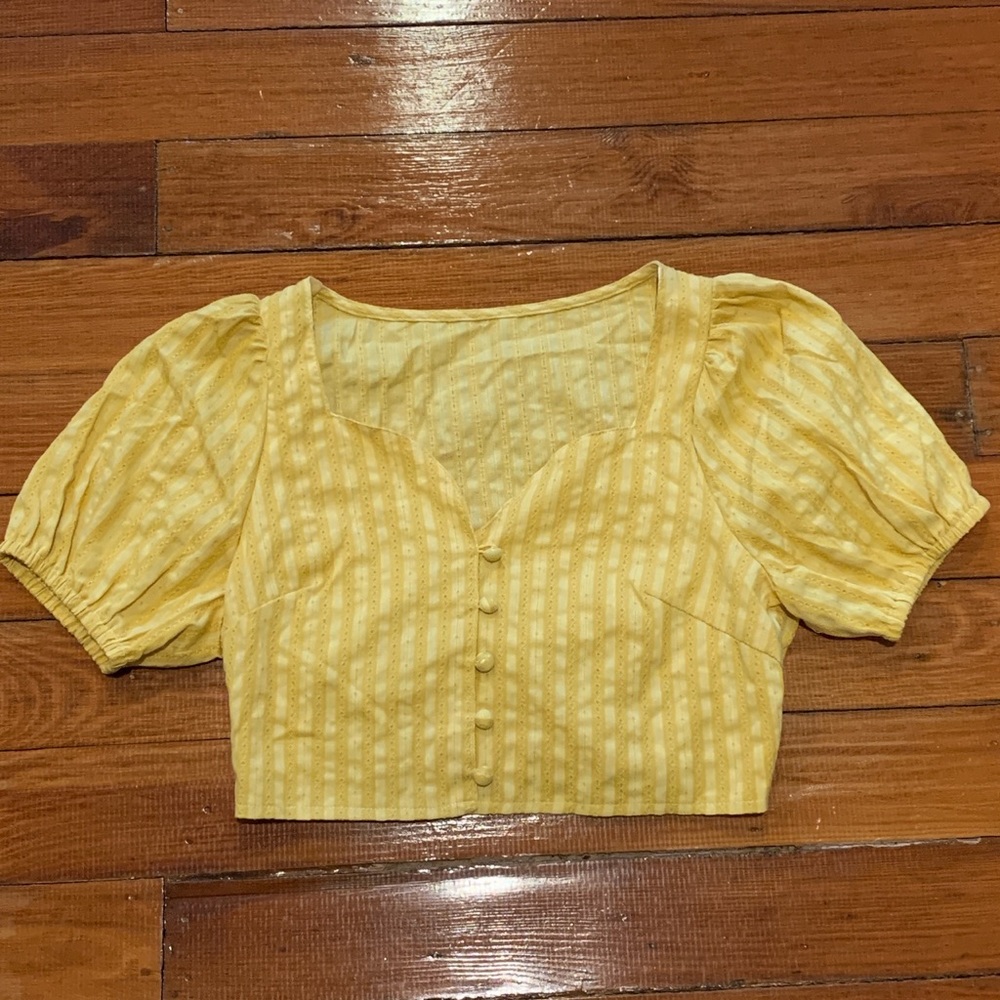 Cute yellow button up crop top with puffed sleeves